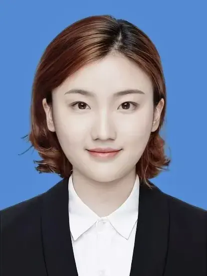鲍晨颖律师官方肖像