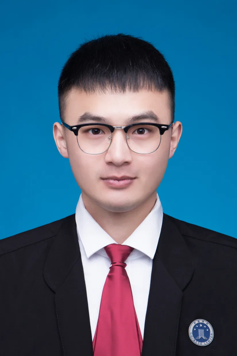 张珈瑜律师官方肖像